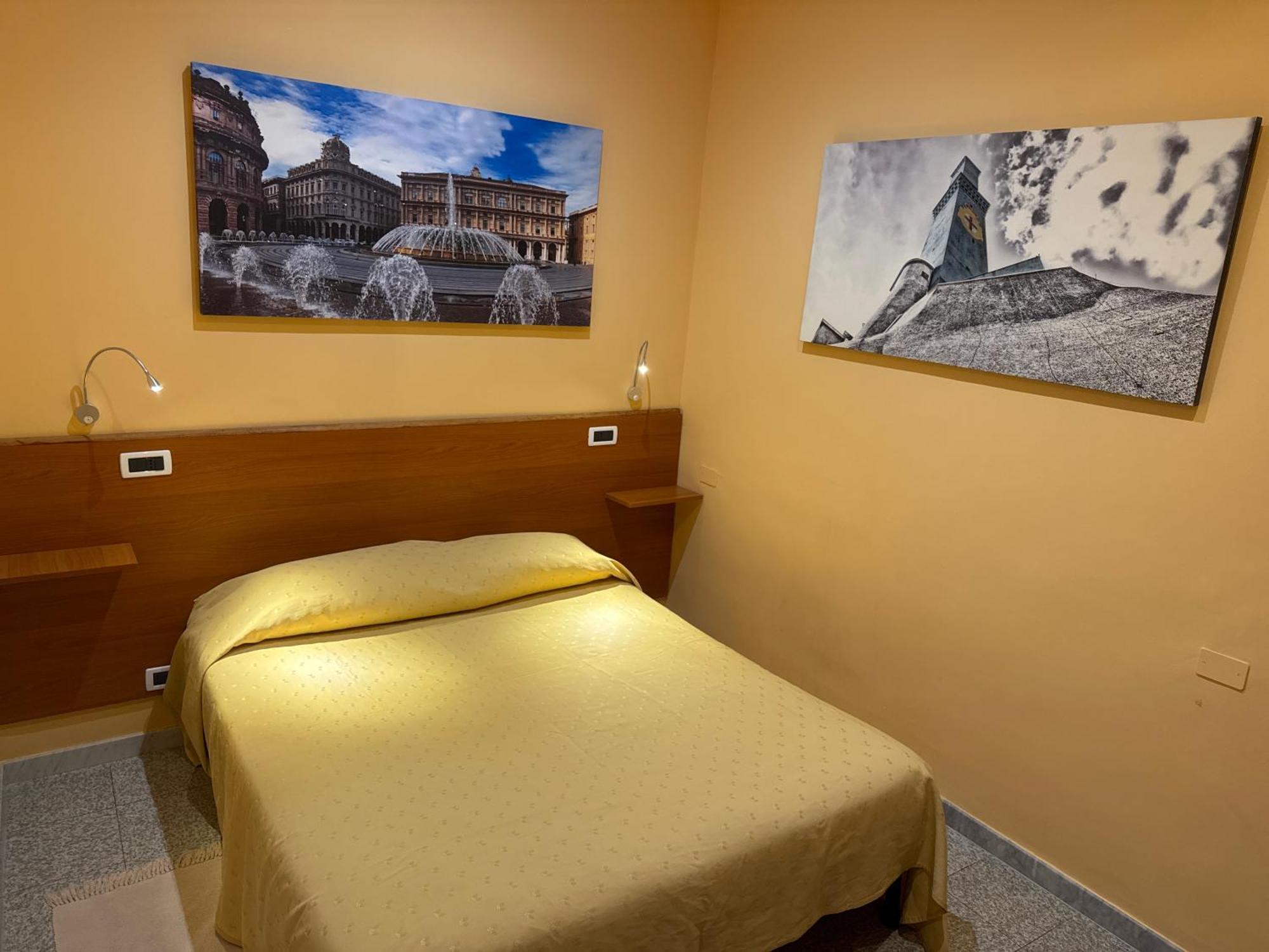 Albergo Parigi Gênes Extérieur photo